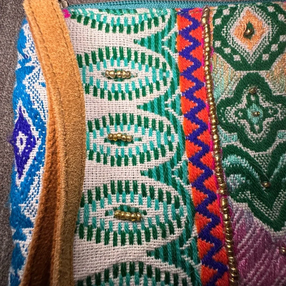 Wristlet Beaded Hobo bag/clutch - Picture 7 of 7